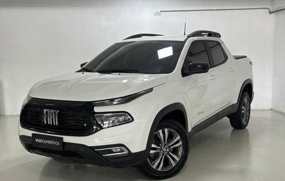 FIAT TORO 1.3 TURBO 270 FLEX FREEDOM AT6 FIAT TORO 1.3 TURBO 270 FLEX FREEDOM AT6